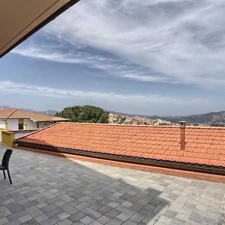 Monolocale Tre Mari Villa กาโปลิเวรี ภายนอก รูปภาพ