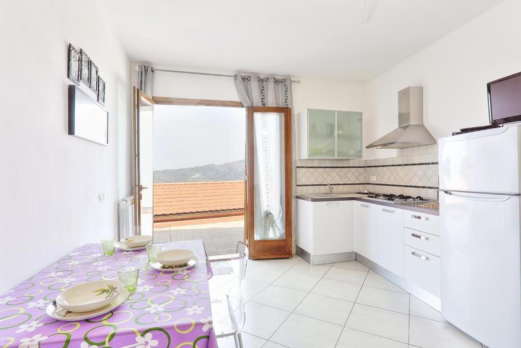 Monolocale Tre Mari Villa กาโปลิเวรี ภายนอก รูปภาพ